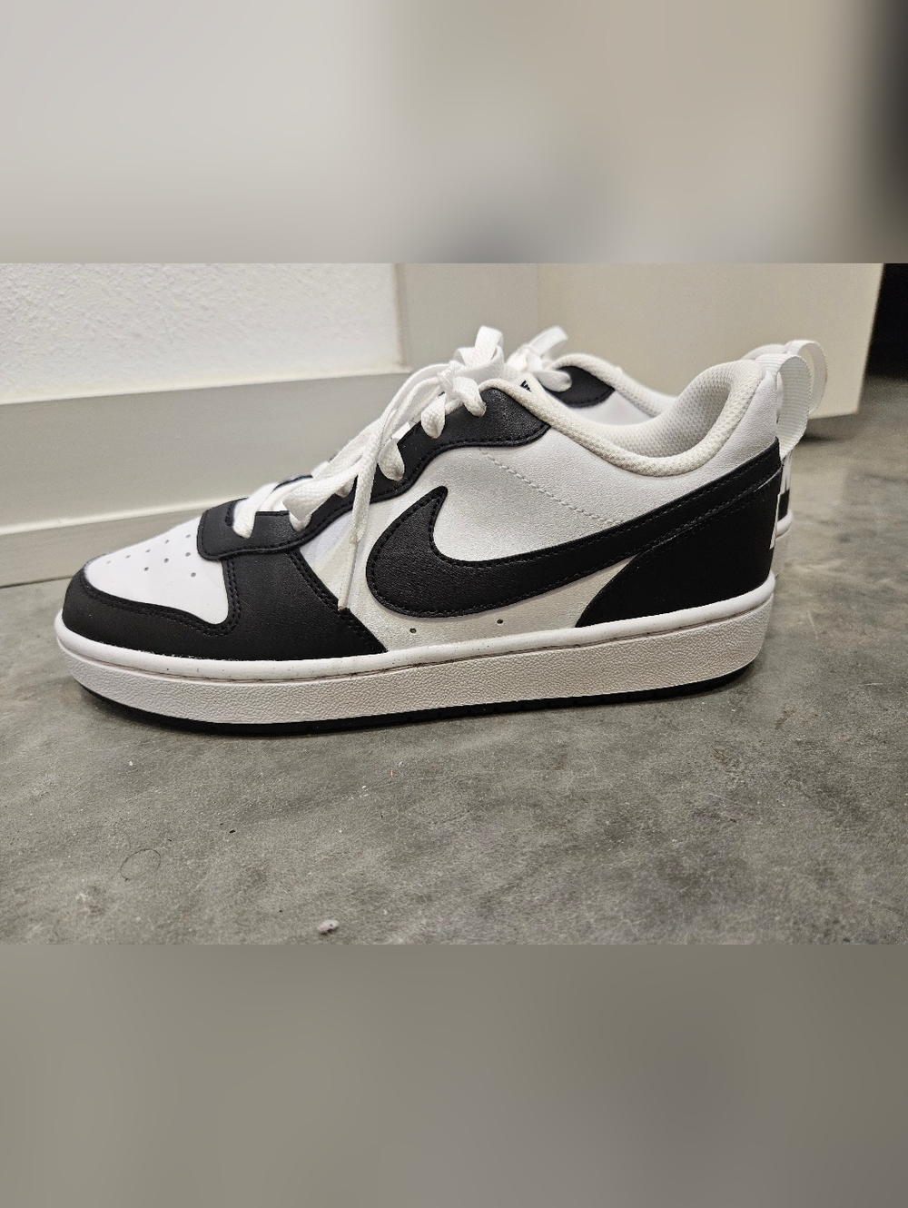 Nike Court Youth